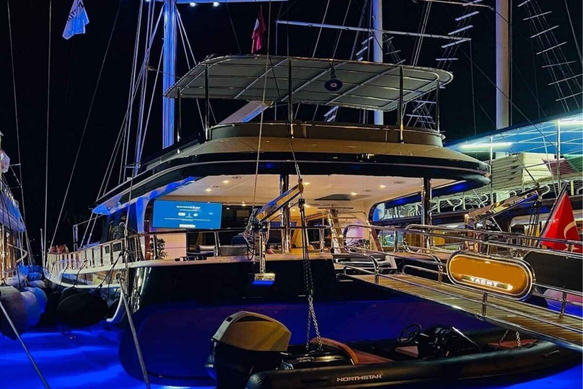 22 meters 4 cabins standart bodrum gulet charter