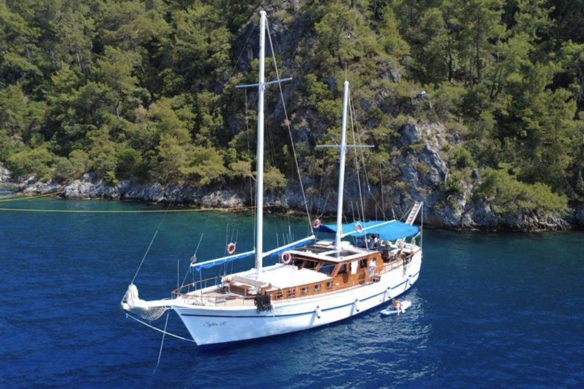 Göcek yacht charter docked at Gocek bays